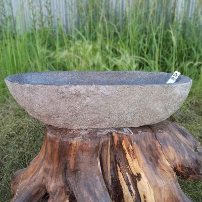 Раковина из речного камня 58x25 (RS541)