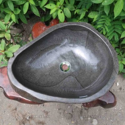 Раковина из речного камня 56x44 (RS1250)