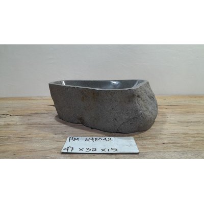 Раковина из речного камня 47x32x15 (RM2411042)