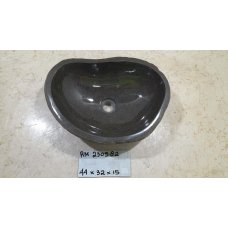 Раковина из речного камня 44х32х15 (RM230582)